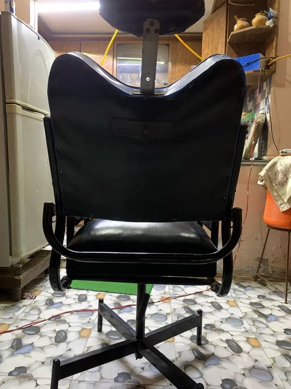 polour saloon chairs 3