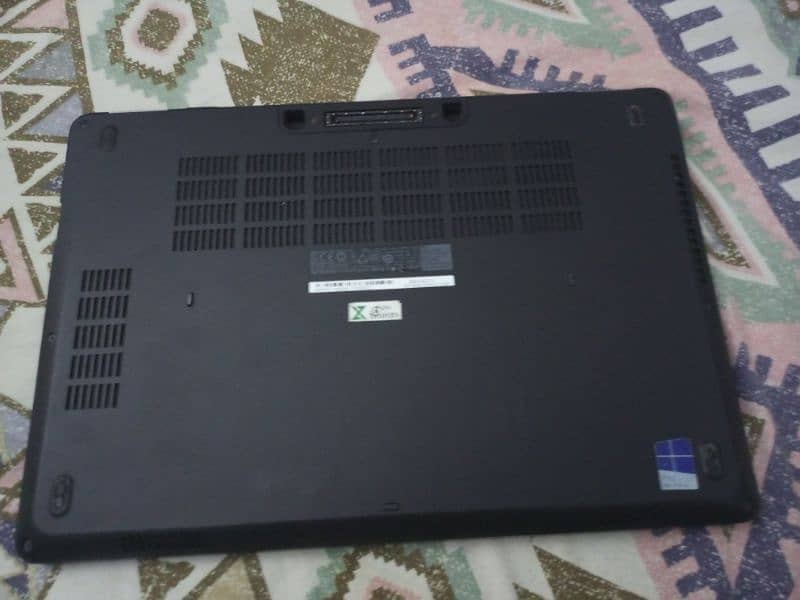 Dell Latitude E5470 3