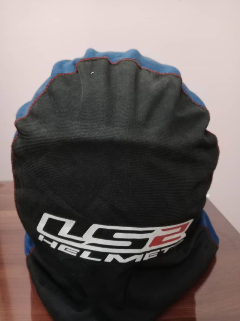 LS2 Helmet 4