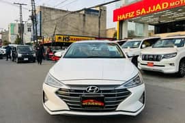 Hyundai Elantra 2022