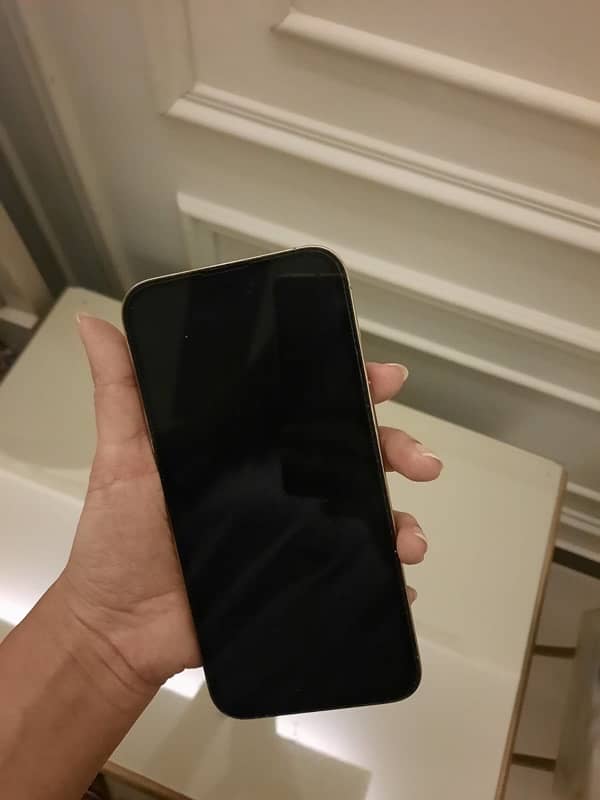 selling iPhone 14pro max 0