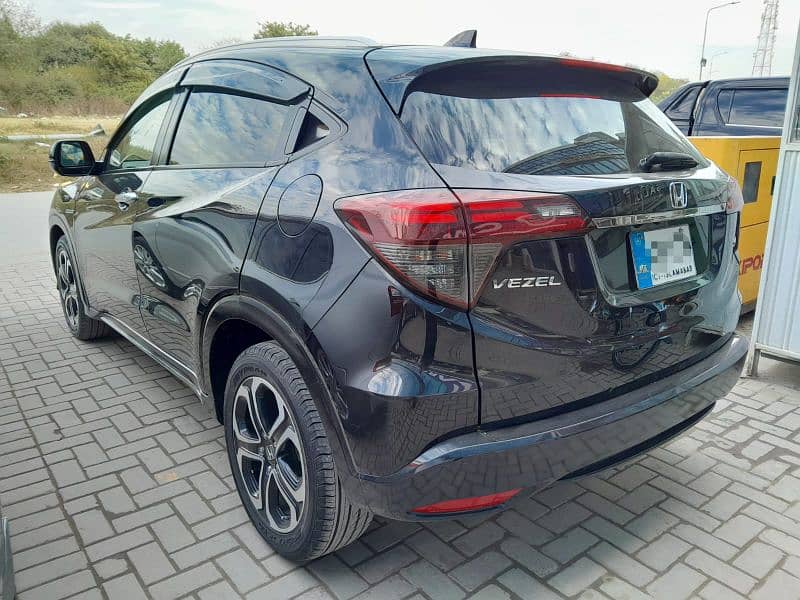 Honda Vezel Z sensing 5