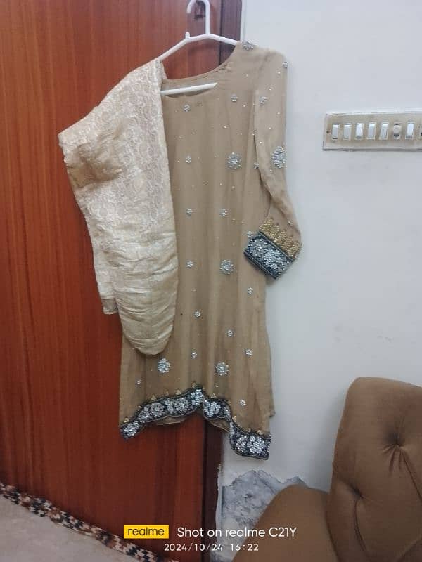 little used cloths party wear best condition 3