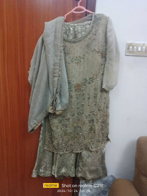 little used cloths party wear best condition 10