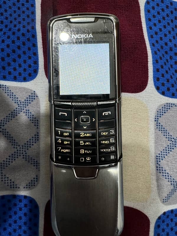 NOKIA 8800 Read ad 1