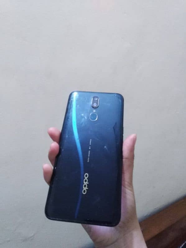 oppo F11 for sell 26k 4