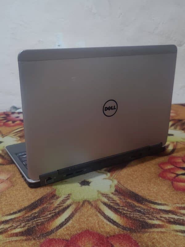 Dell Laptop 4th Generation 1