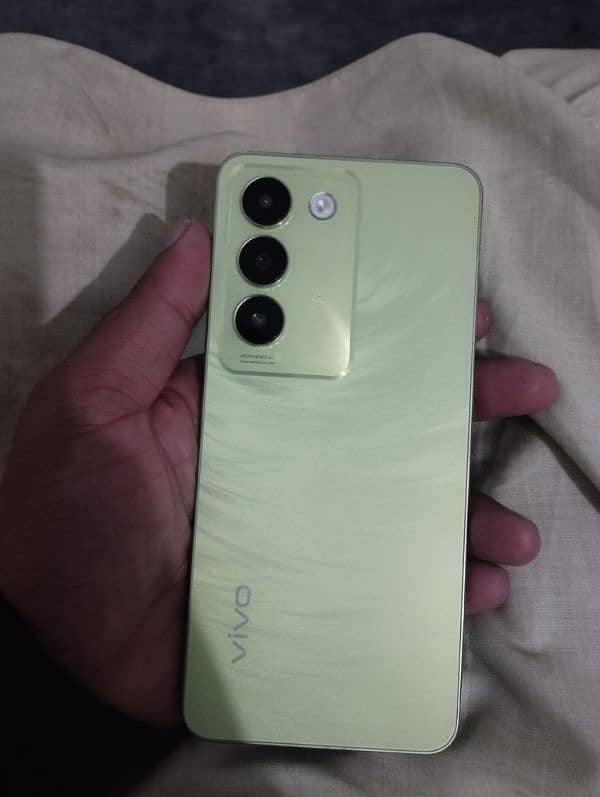 Vivo y 100 0