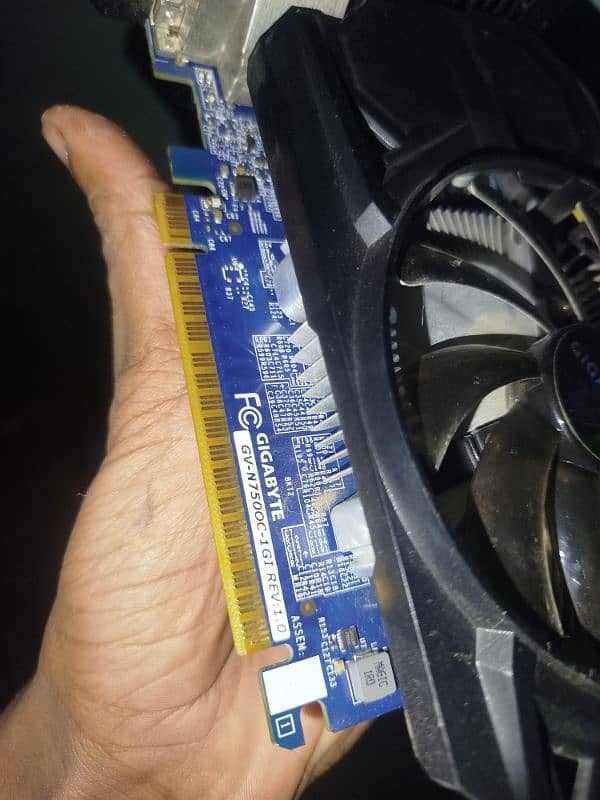 gtx 750 1gb pristine condition 1