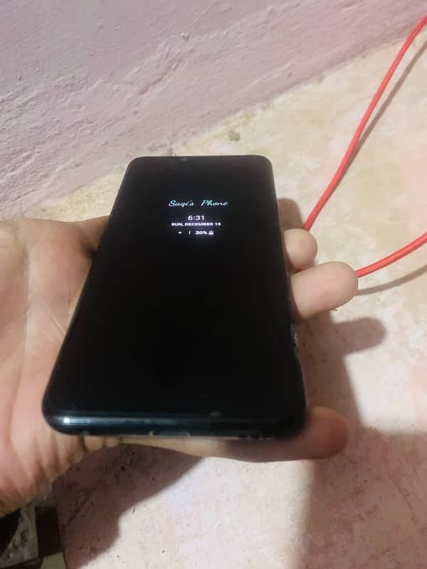 LG G8 THINQ 6/128gb PTA APPROVED 4