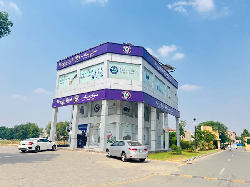 8 Marla Super Hot Facing Ring Road Facing Allama Iqbal Road Commercial Plot For Sale Situated among International Food Brands Lake City Lahore. 4