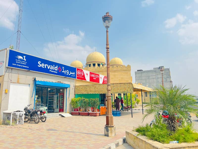 8 Marla Super Hot Facing Ring Road Facing Allama Iqbal Road Commercial Plot For Sale Situated among International Food Brands Lake City Lahore. 9