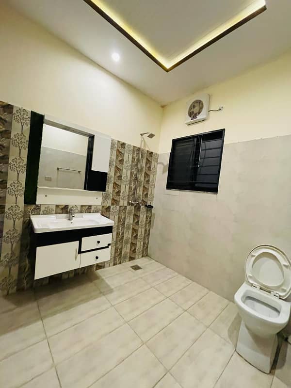 5 Marla Double Unit Tile Floor House For Sale (Original Pic's Attached) 12