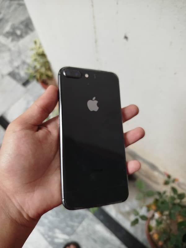 iPhone 8+ 256gb pta 8