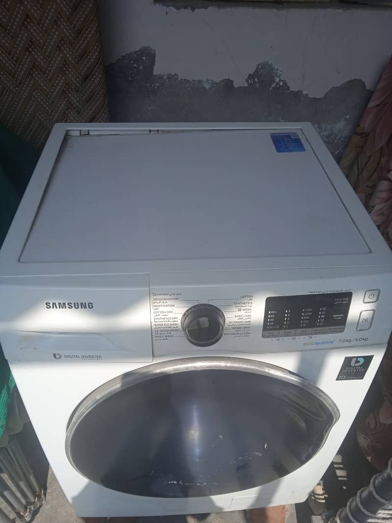 WASHING MACHINE WITH WORKING PANELS ONLY. 2