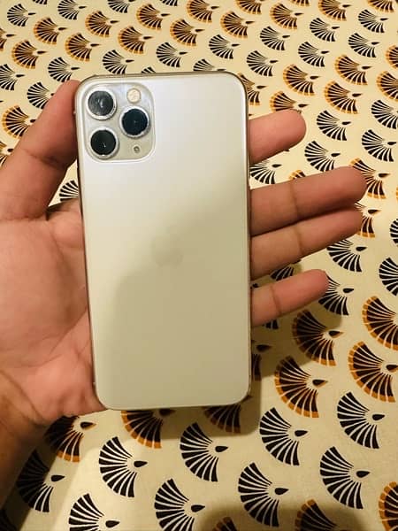 iphone 11 pro White non pta 2