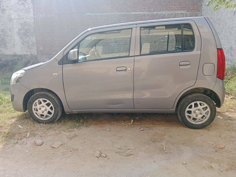 Suzuki Wagon R 2019 11