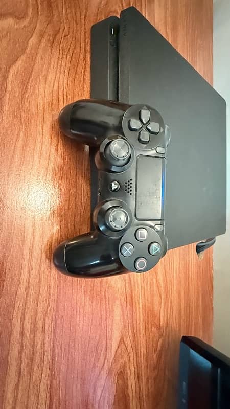 PlayStation 4 500 GB 3