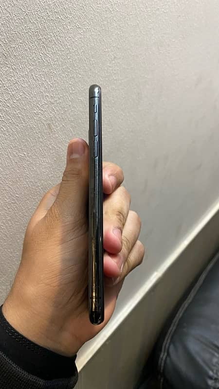 iPhone X 256GB 4