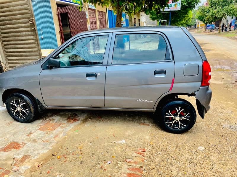 Suzuki Alto 2011 3