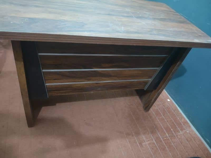 Office Furniture Table & Chairs 0