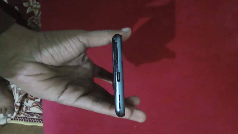 OnePlus 9 -   8/128.10 by 9 Condition 4