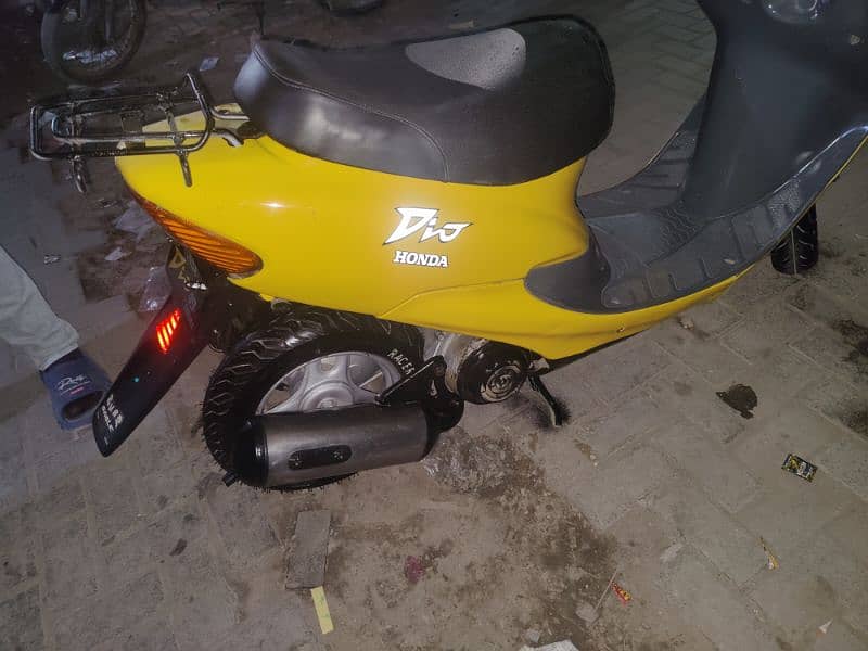 HONDA DIO 49CC SELF START JAPANESE 7