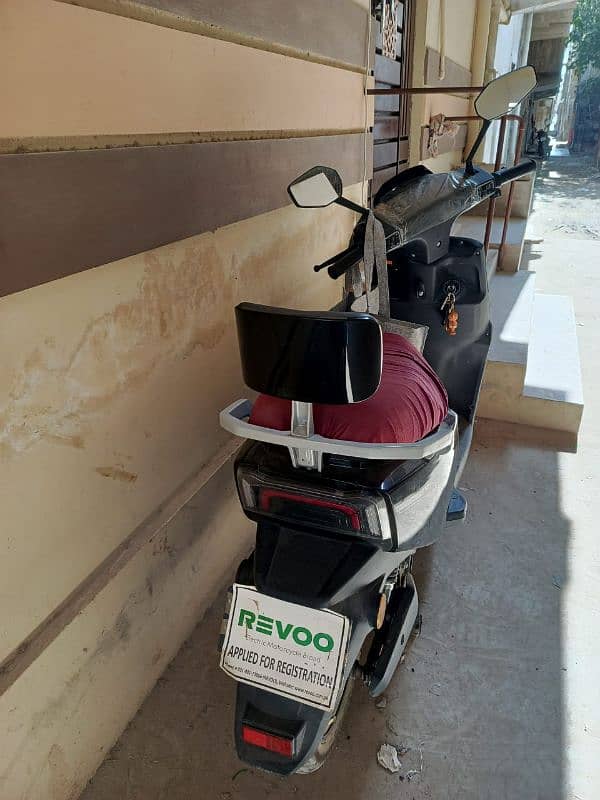 Reevo electric scooter 0