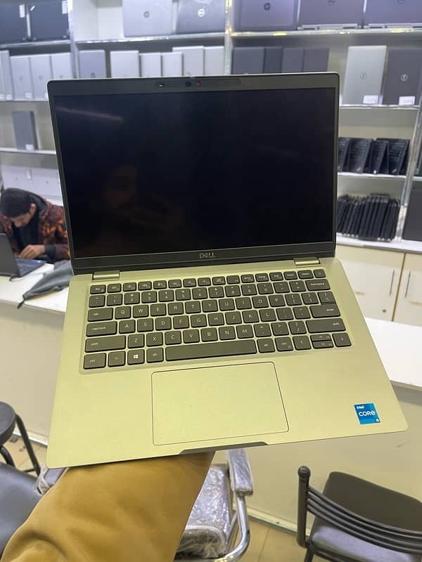 Dell latitude 5320 12