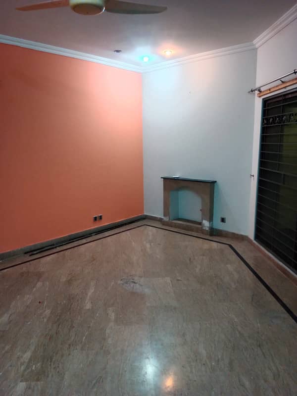 1 kanal Neat & Clean Upper Portion For Rent (Original Pic's Attached) 2