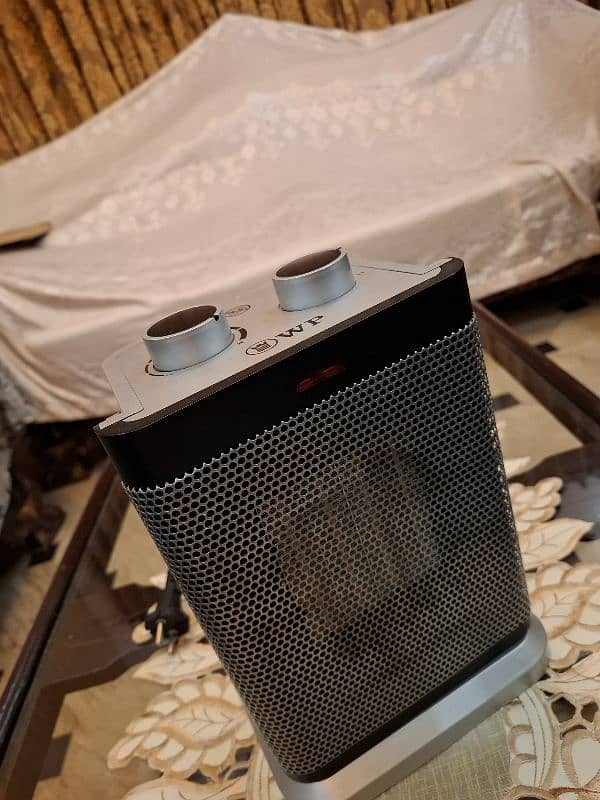 Gree halogen heater West Point Fan Heater 3