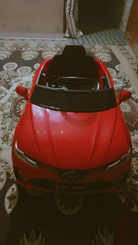 car red color 0