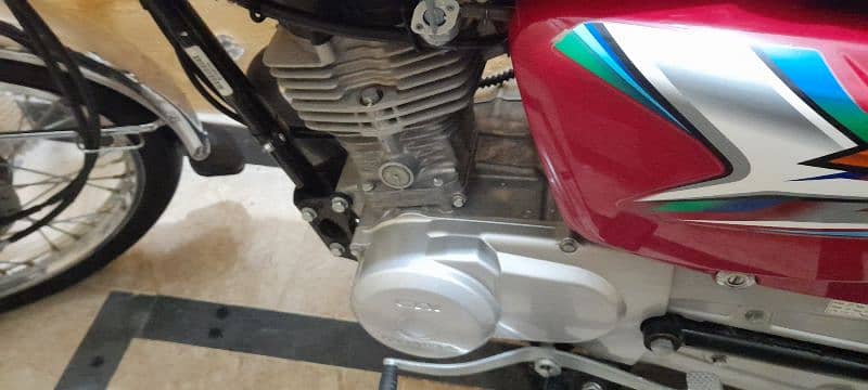 Honda 125 model 10-11-2022 7700  km Driven   Islamabad registered 13