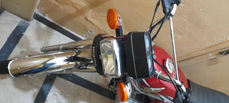 Honda 125 model 10-11-2022 7700  km Driven   Islamabad registered 14