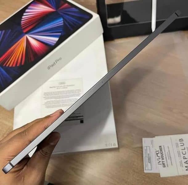 iPad Pro M1 Chip 128GB # Watsapp. 03274706406 0