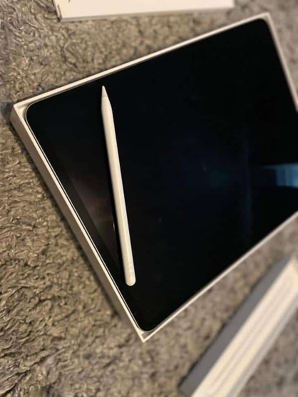 iPad Pro M1 Chip 128GB # Watsapp. 03274706406 2