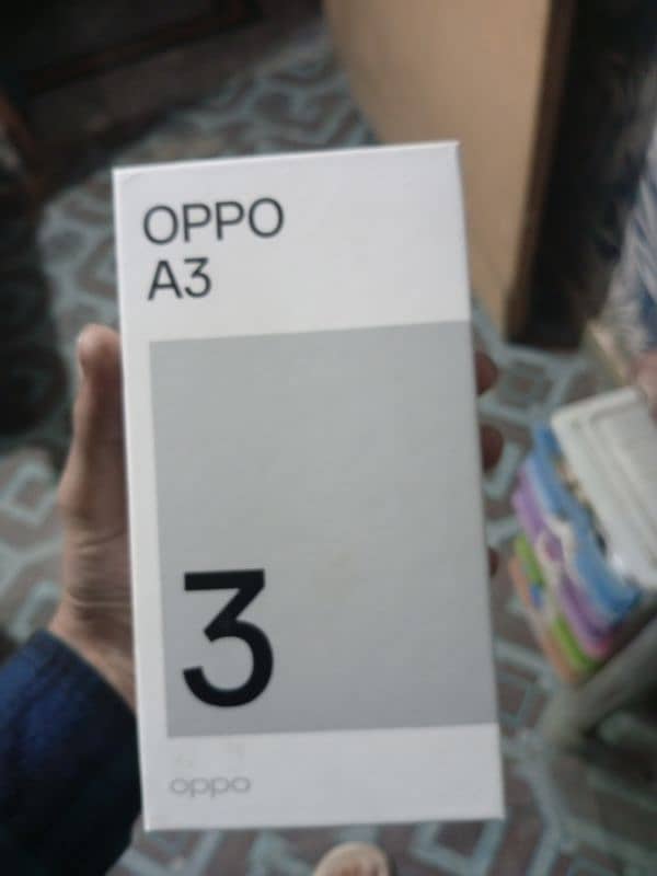 Oppo A3 Ram 6 +4 expandable memory 128 gb only 3 days used 10/10 2