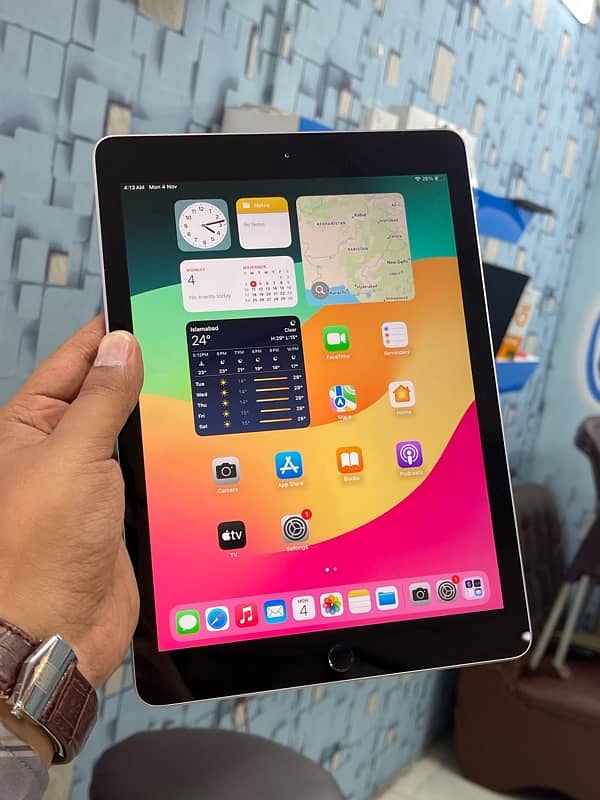 apple iPad 6 128gb 2