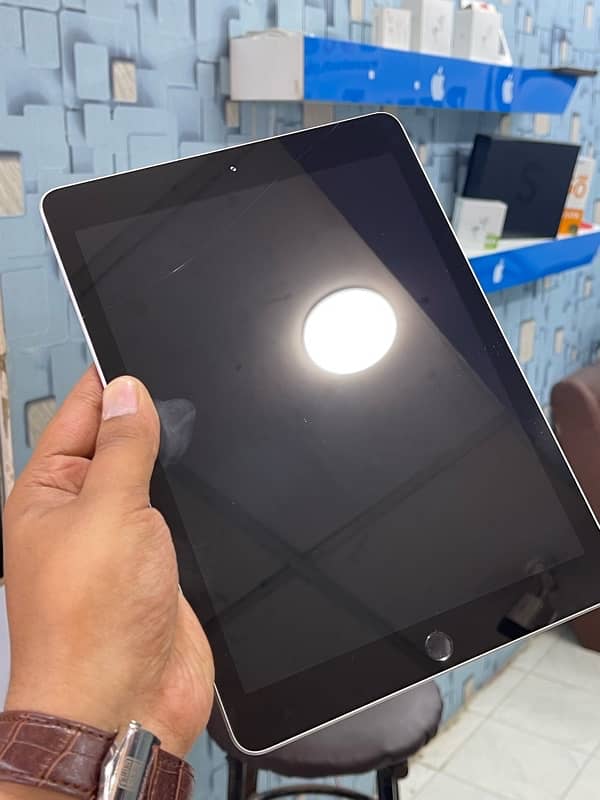 apple iPad 6 128gb 5