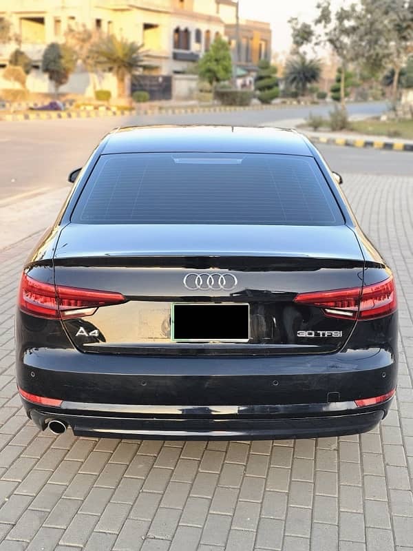 Audi A4 2017 3