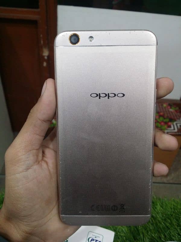 Oppo F1s (4gb 64gb Complete box) 2