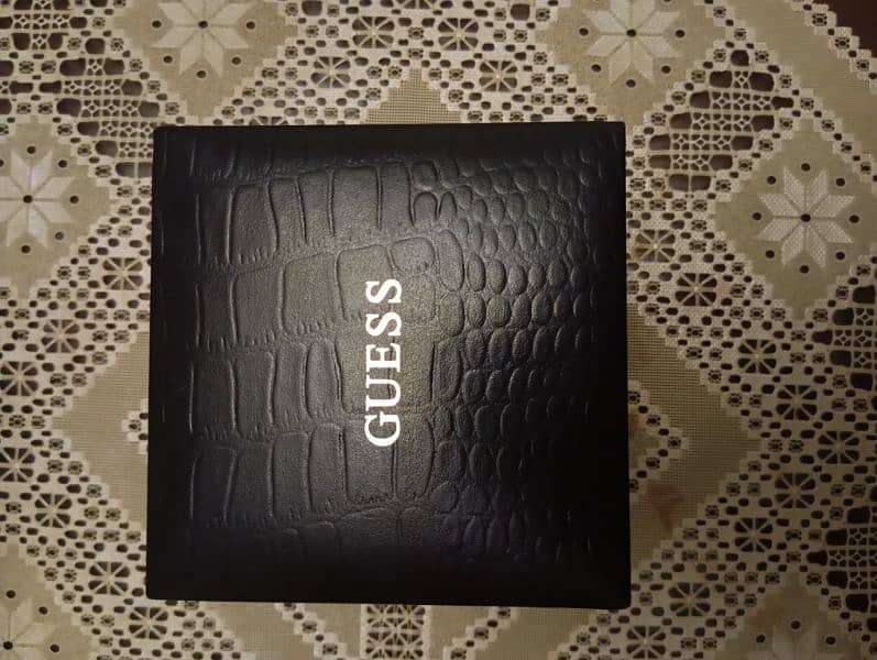 GUESS watch W16659G1 2