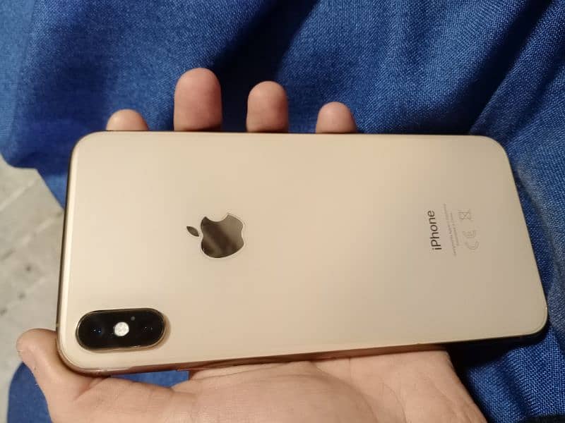 Iphone xsMax golden 0