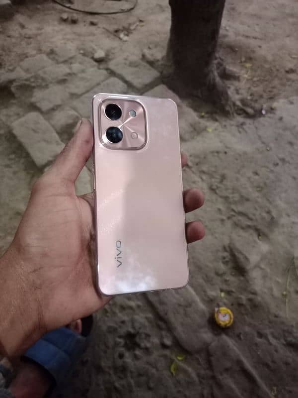 Vivo y28  (8+8 / 128 ) 1