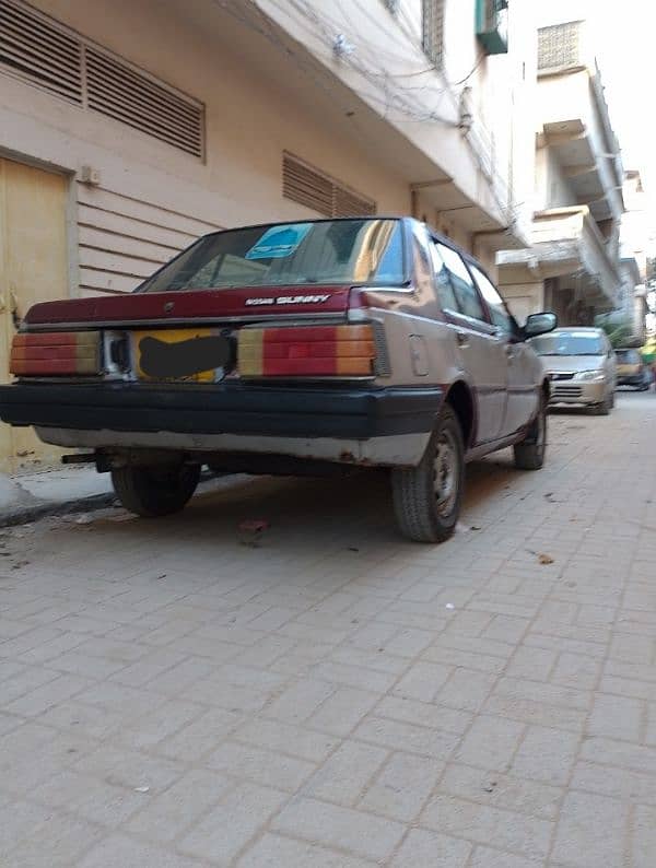 Nissan Sunny 1985 1