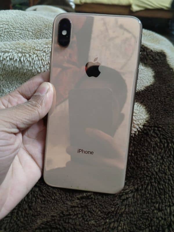 iphone xs max 4