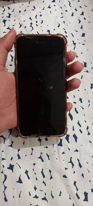 iphone 7 (non pta) with charger (128gb) 0