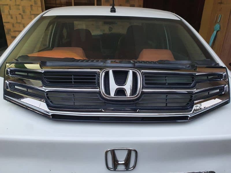 Honda City 2016 front Grill (Genuine) 4