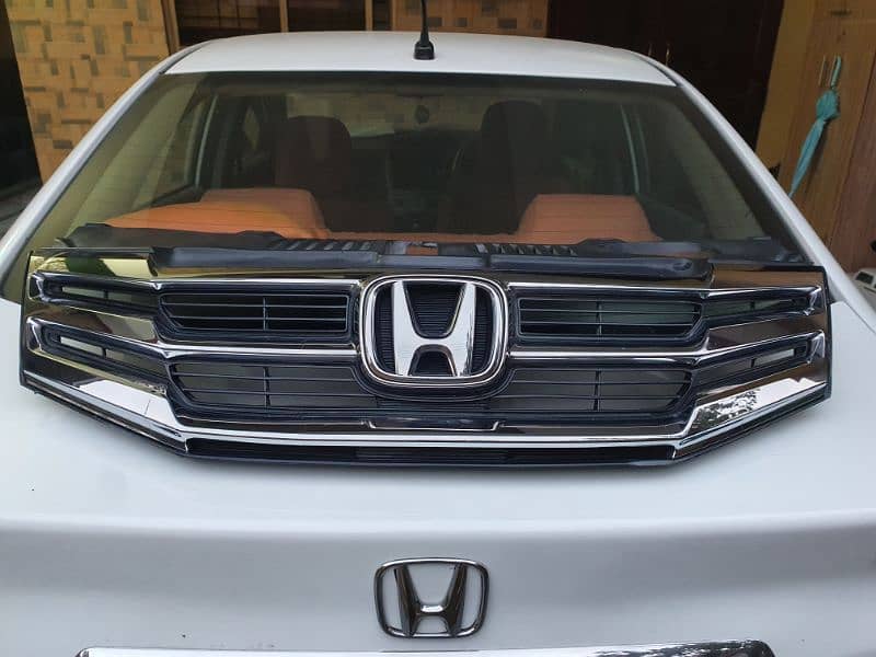 Honda City 2016 front Grill (Genuine) 5