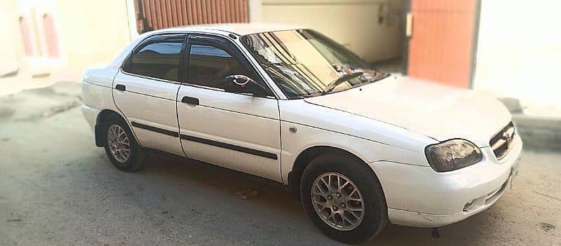 Suzuki Baleno 2004 6